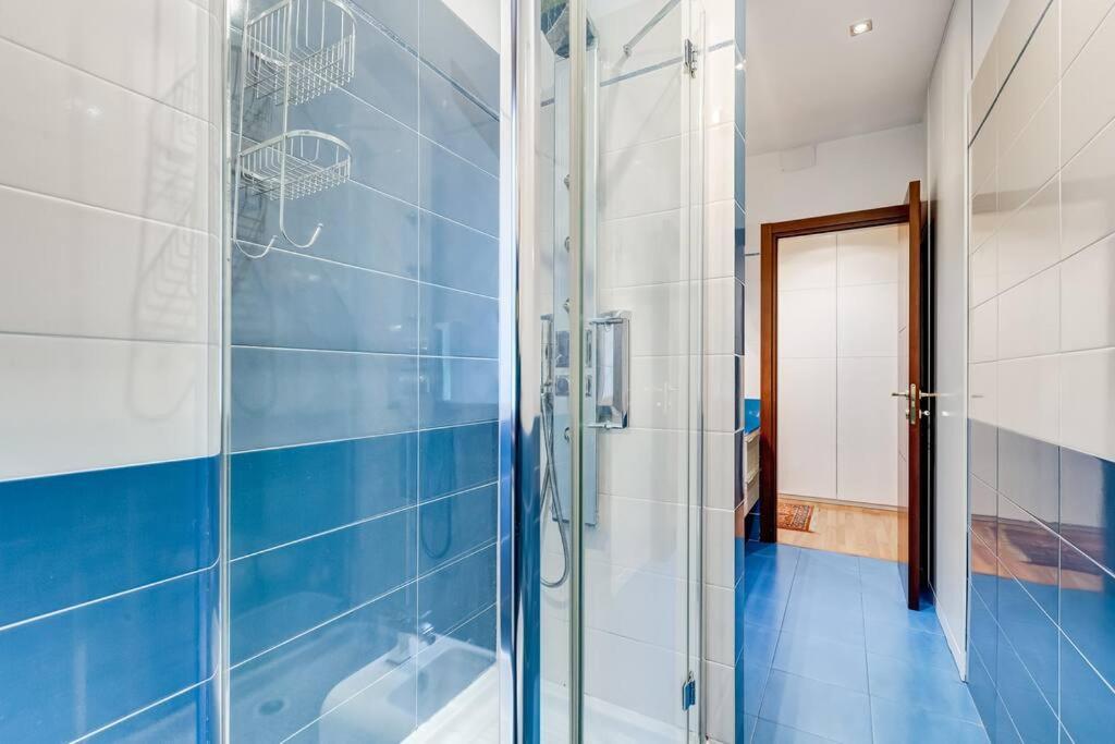 Exclusive Apartment In Eur Lake โรม ภายนอก รูปภาพ